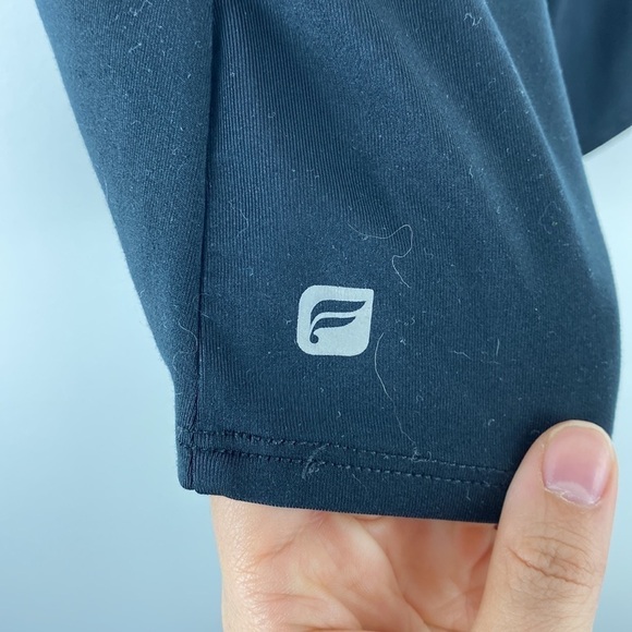 Fabletics Mesh Tank Top Black Medium M Womens Workout Athletic Athleisure - Picture 6 of 6